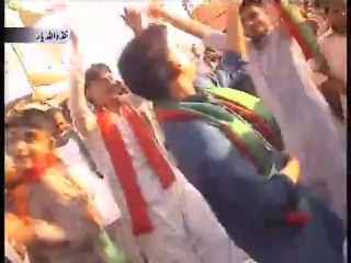 Go-Nawaz-Go Mulak bhar Main PTI Ne Narey lagey