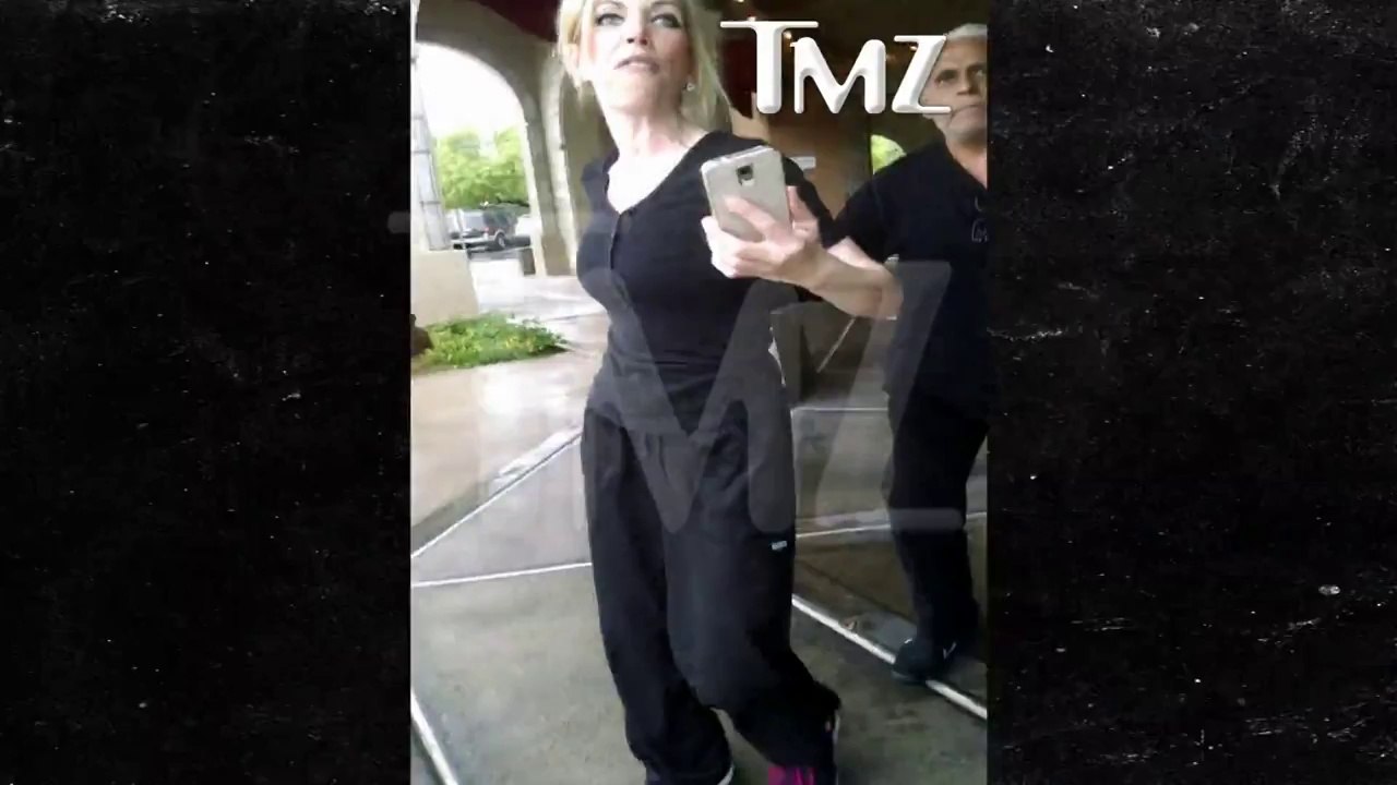 'Kitchen Nightmares' Star -- Threatens to Kill Restaurant Patron ... WITH A KNIFE.