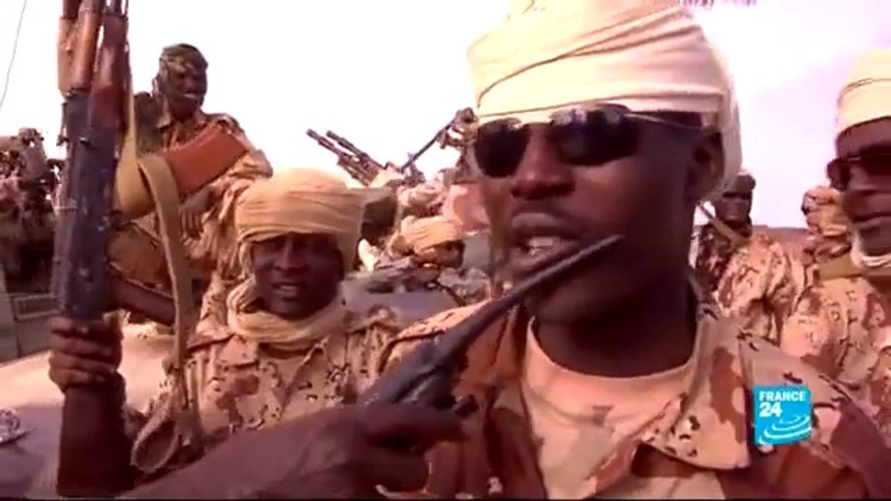 REPORTAGE | LES CHAIRS A CANON DE DEBY DANS SON BOURBIER DU MALI - SUR TOL