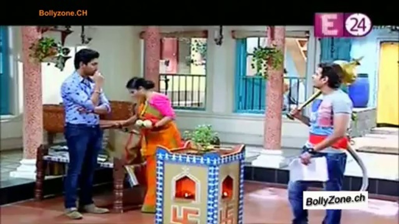 Bunty Ke Ghar Ramleela Ki Taiyaari!! - Hum Hai Na - 29th Sep 2014