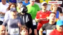Kenyalı Atlet, Berlin Maratonu'nda Rekor Kırdı