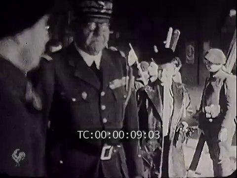 la princesse antoinette de monaco marraine d'un bataillon de Chasseurs Alpins