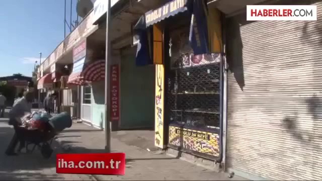 Suruç'ta Esnaf Kepenk Kapattı