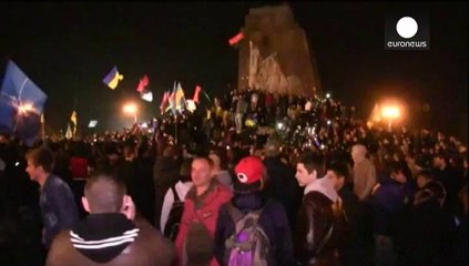 Ucrania: Járkov dice adiós al 'gran Lenin'