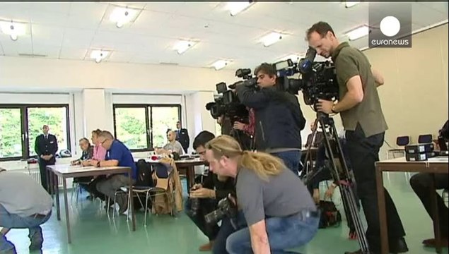 Германия: в общежитиях для беженцев охрана избивала иммигрантов