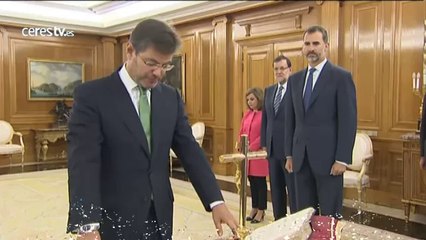 Catalá jura ante el rey en la Zarzuela como nuevo ministro de Justicia