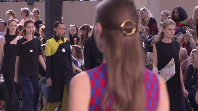 Le défilé Céline printemps-été 2015 en vidéo