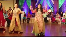 Desi Girls HOT Dance On Pakistani Wedding (HD) - Video Dailymotion