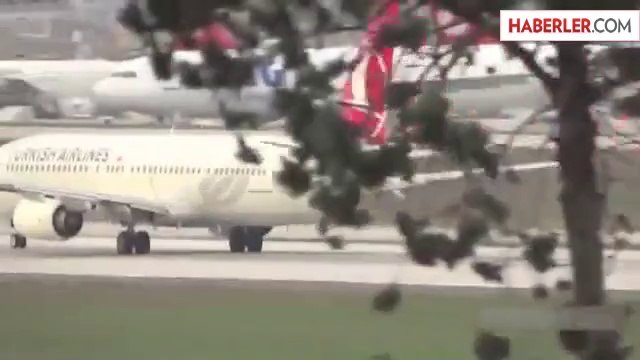 Çatışmaların Ortasında Kalan Türkleri Getirecek Uçak Yola Çıktı