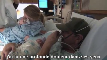 Pour que son mari mourant puisse tenir leur bébé dans ses bras, elle avance son accouchement !
