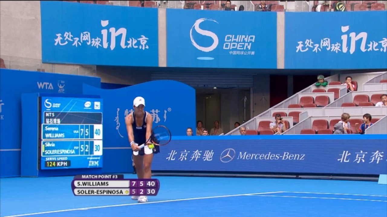 Peking: Serena dreht nach 0:5 auf