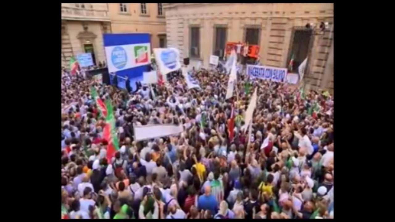 04-08-2013: Il discorso di Silvio Berlusconi da via del Plebiscito.