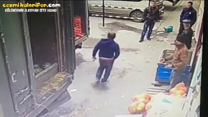 Bir Anlık Konsantre Kaybı Yaşayan Karpuzcu