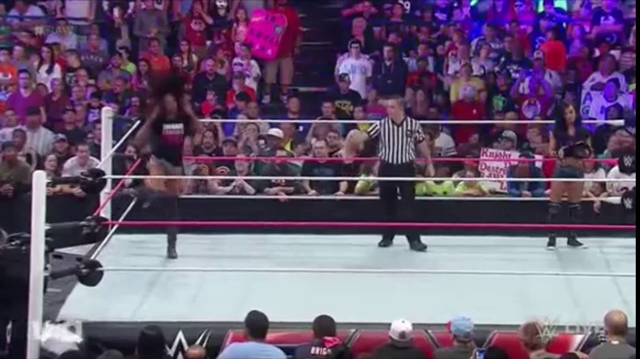 AJ Lee Vs Alicia Fox
