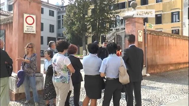 ALLARME BOMBA, EVACUATI COMUNE, TRIBUNALE E SCUOLE