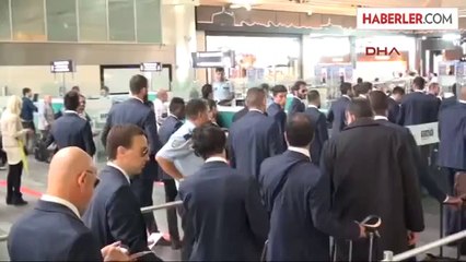 Galatasaray, İngiltere'ye Gitti