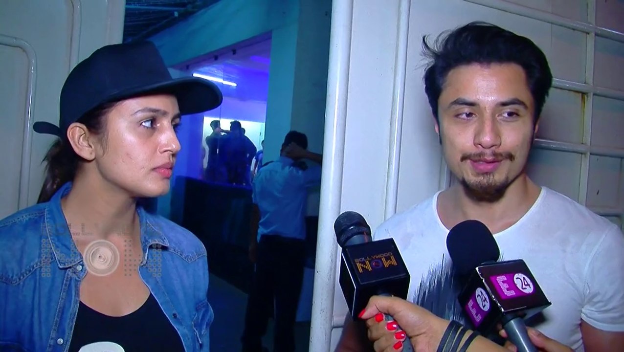 Haider Movie Celeb Review | Special Screening Of Haider