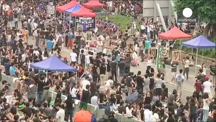 Las protestas siguen en las calles de Hong Kong pese a la orden gubernamental para detenerlas