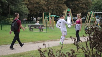 Sósia Cristiano Ronaldo engana fãs