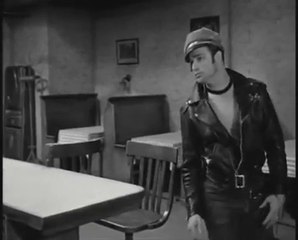 Le perfecto de Marlon Brando dans “L’Equipée Sauvage”