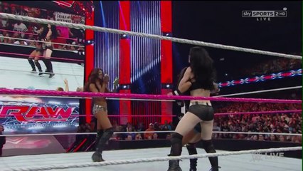 AJ Lee Vs Alicia Fox