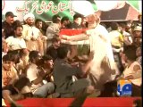 Dr Tahir-ul-Qadri plays cricket with his supporters-Geo Reports-30 Sep 2014
