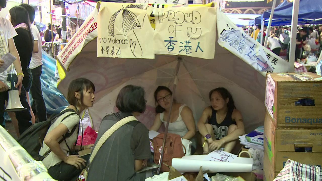 A Hong Kong, les manifestants ne désarment pas malgré la pluie