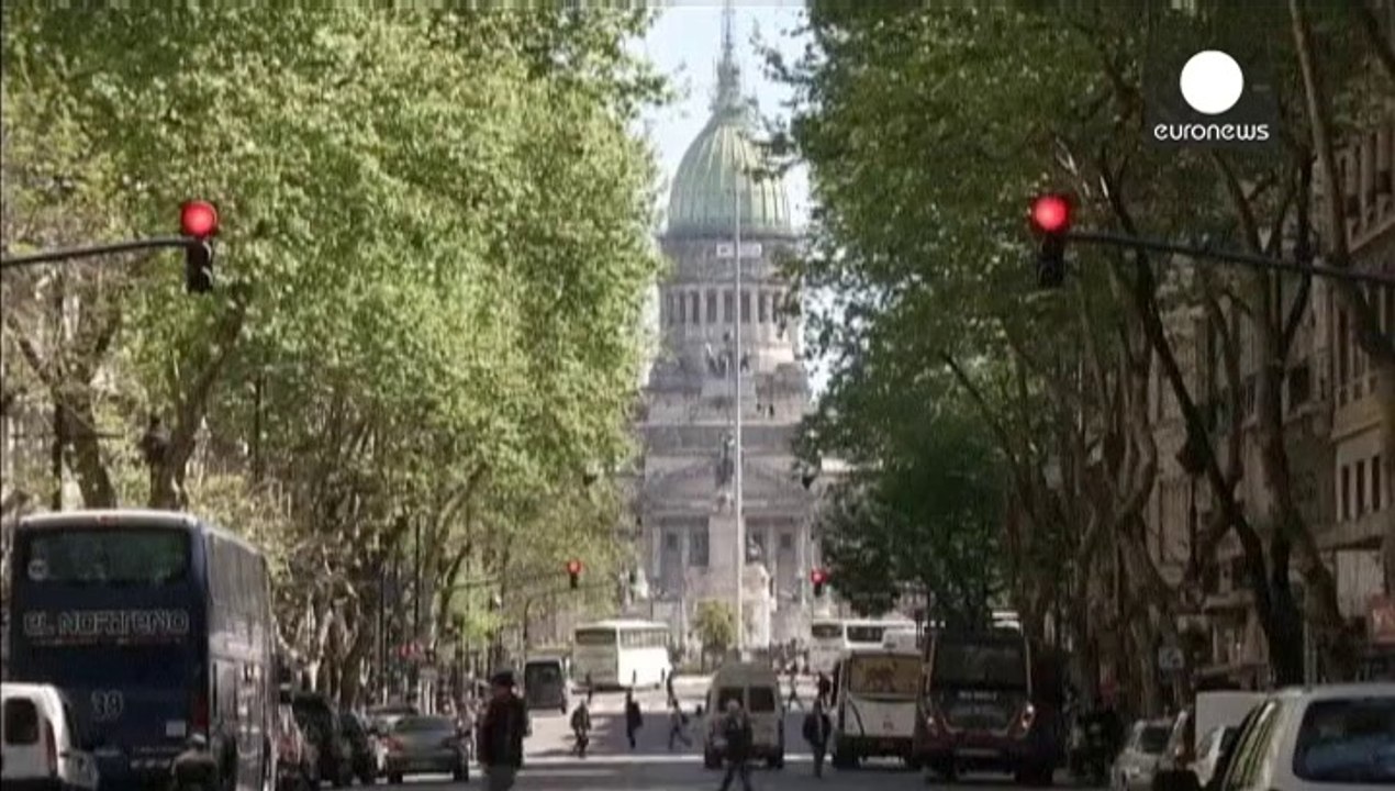 Argentinien will das Zahlungsverbot von US-Richter umgehen - und legt Zinsen zur Seite