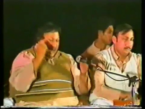Dyar e Ishq Main Apna Muqam Paida kar - Kalam e Iqbal - Nusrat Fateh Ali Khan Qawwal