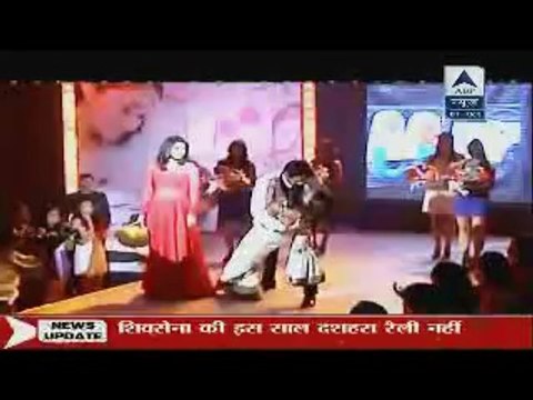 Kumkum Bhagya - 1st October 2014 Abhi-Pragya Ka Ramp Walk apnicommunity.com