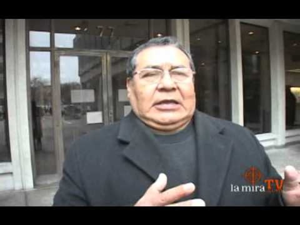 Luis Oña sobre Peruvian Parade