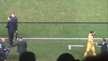 ΑΠΟΕΛ-Αγιαξ-είσοδος Τζεμπούρ