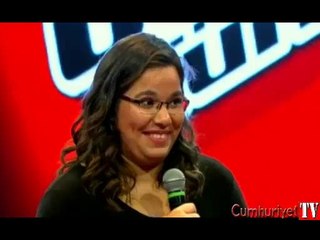 Mazhar Alanson'dan Hadise'ye: Sen burdan emekli olursun