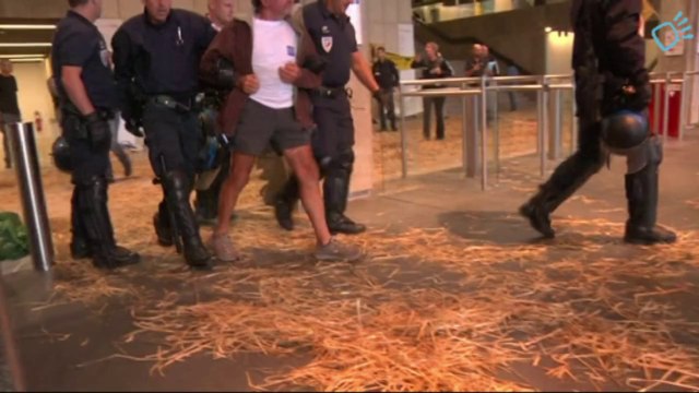 Moutons au Grand Lyon - Manifestation de la confédération paysanne contre Collomb