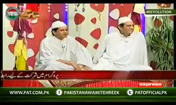 چلی ہے رسم کہ کوئی نہ سر اٹھا کے چلے