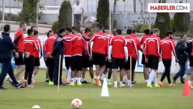 Trabzonspor, Yarınki Legia Varşova Maçı İçin Son İdmanını Yaptı