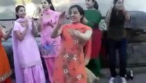 sikh girls dancing