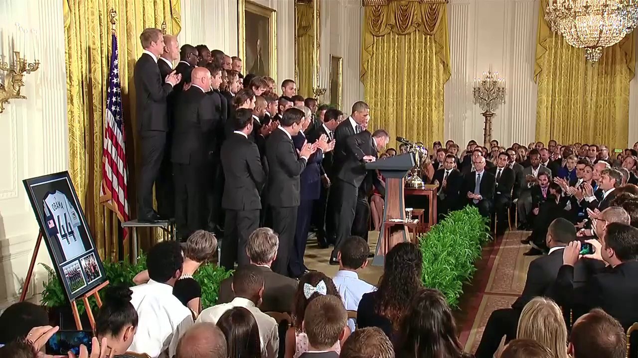 Obama vanne le joueur français Aurélien Collin