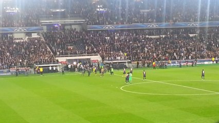 Fin du match PSG contre Barcelone au parc des princes 30 09 2014