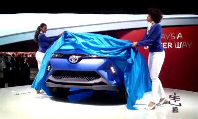 Présentation du Toyota C-HR au salon de Paris