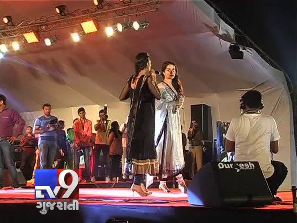 Bollywood diva Shraddha Kapoor celebrates Navratri in Surat - Tv9 Gujarati