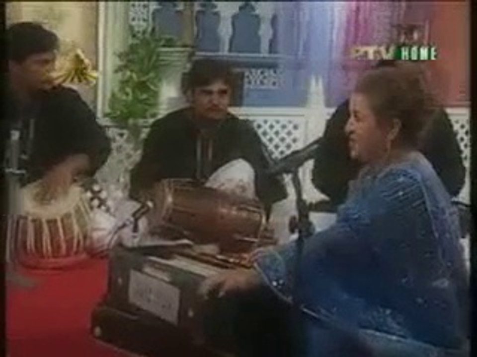 MEHFIL e SHAB Munni Begum Aye mere humnasheen