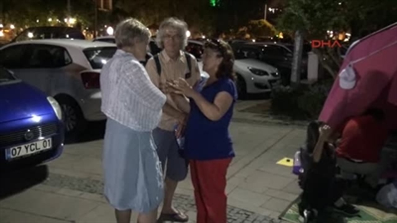 Antalya İşçilerden Belediye Önüne Çadır