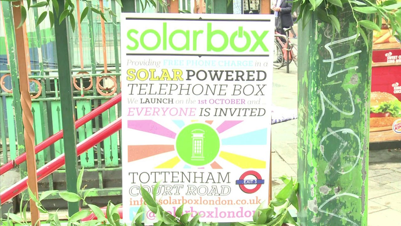 Londres: les cabines téléphoniques rouges deviennent vertes et écologiques