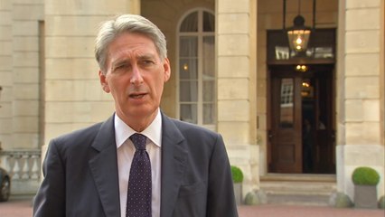 Philip Hammond on Ebola: "We are behind the curve"
