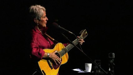 Joan Baez remplit  l'Olympia
