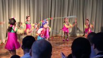 Spectacle d'enfants chinois pour les touristes! Adorables et talentueux!