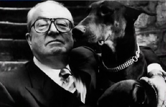 Le chien de Jean-Marie Le Pen a mangé la chatte de Marine - ZAPPING ACTU DU 02/10/2014