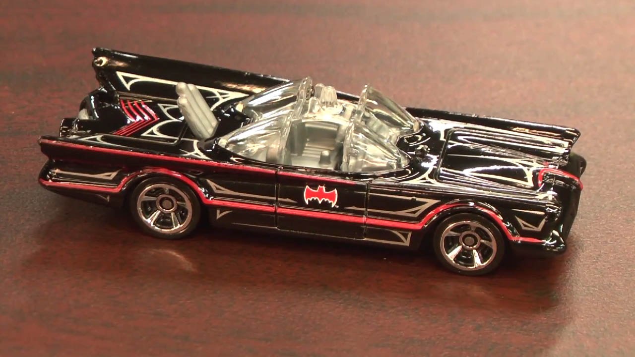CGR Garage - TV SERIES BATMOBILE Hot Wheels review