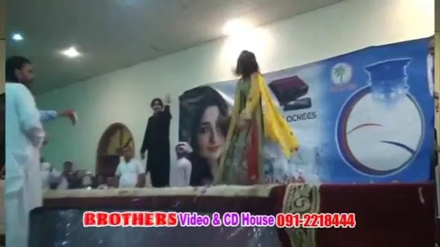 Ismail Shahid New Pashto Stage Show Dubai 2014 Zarka Da Kashmir Yam Part20